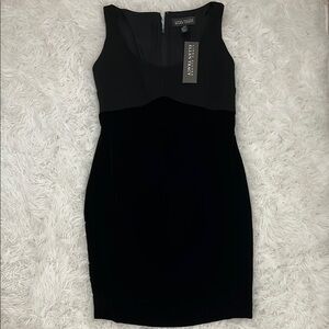 Ellen Tracy Black Sleeveless Fitted Dress